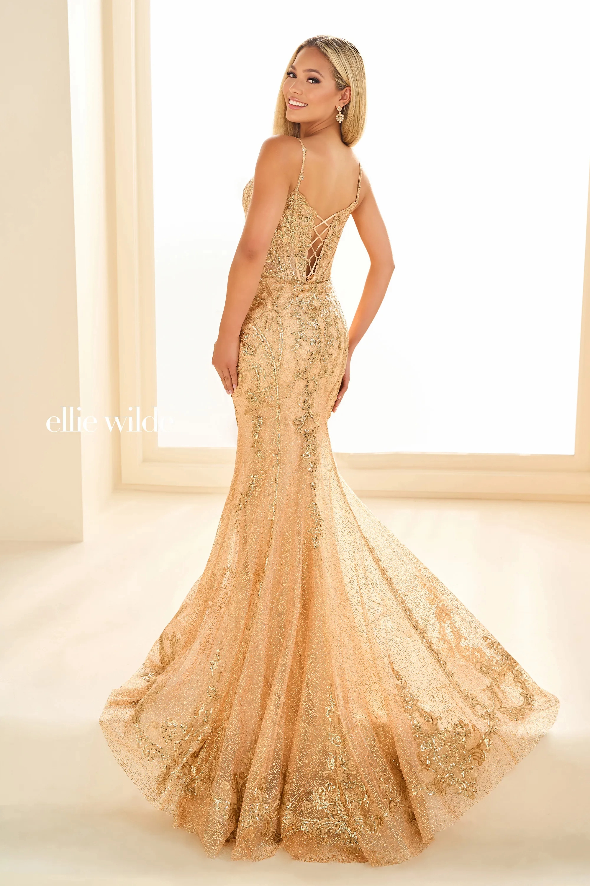 Mermaid Sweetheart Glitter Tulle Lace Appliques Lace-Up Back Prom Dress #EW36056