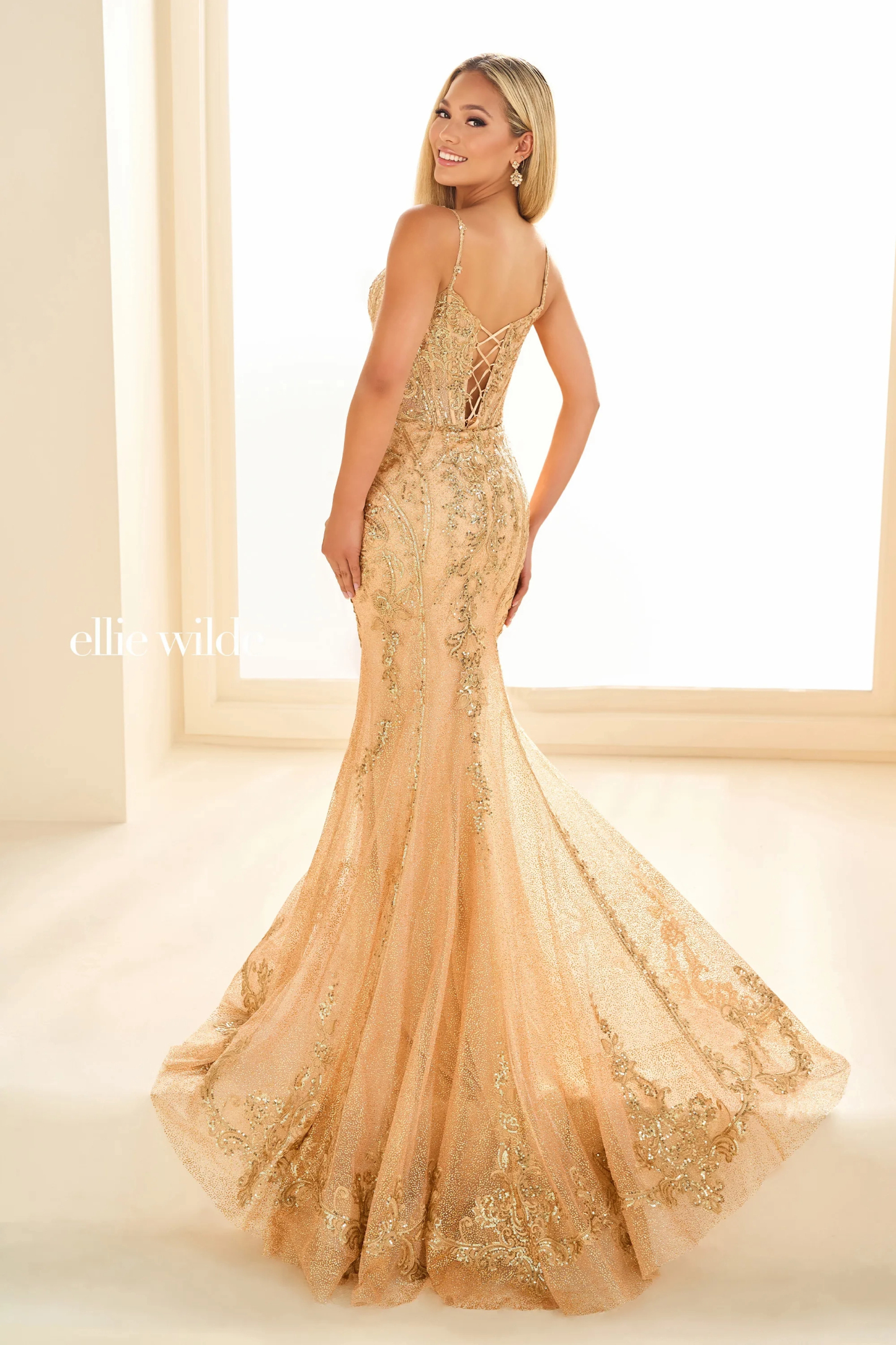 Mermaid Sweetheart Glitter Tulle Lace Appliques Lace-Up Back Prom Dress #EW36056