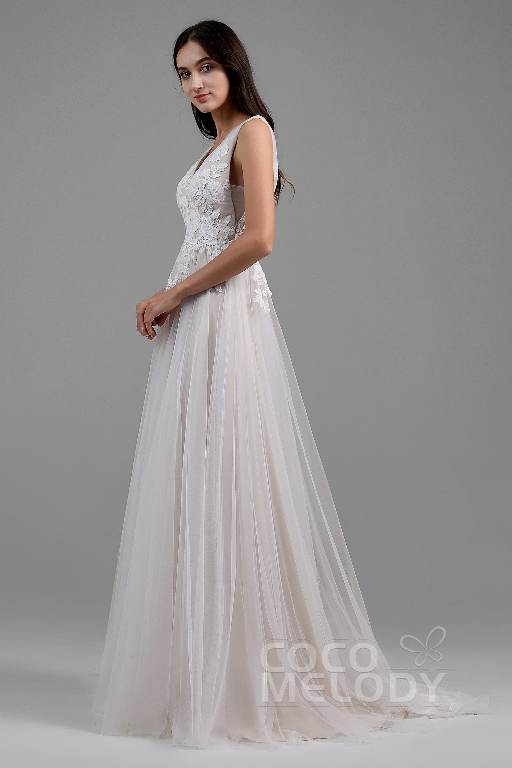A-Line Sweep-Brush Train Tulle Wedding Dress