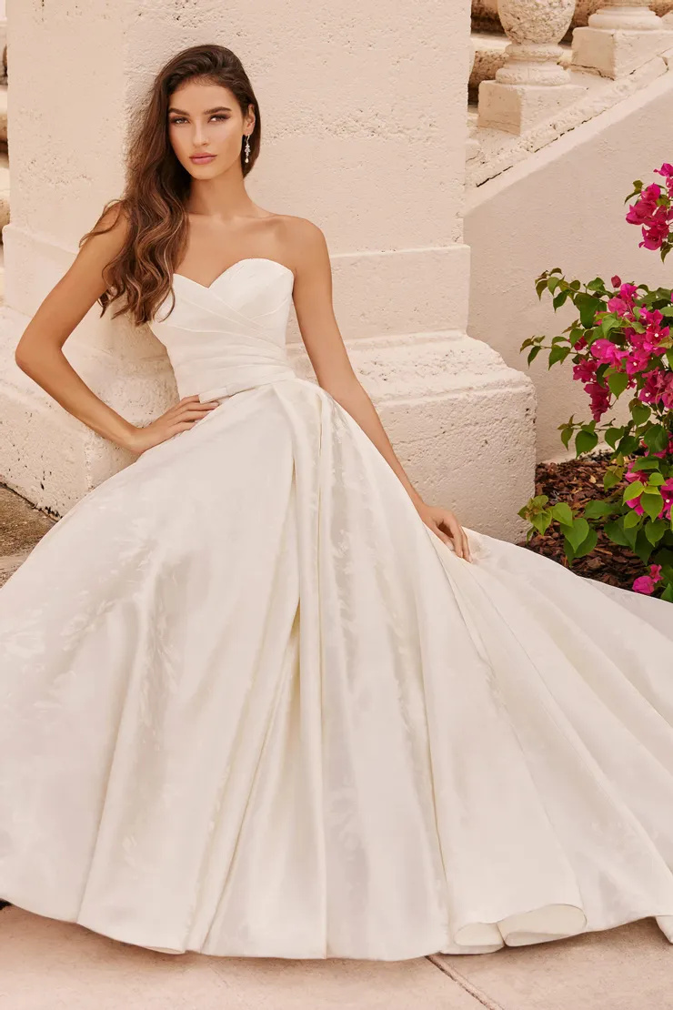 MARTIN THORNBURG MT3231 Ball Gown Sweetheart Strapless Crinoline Wedding Dress