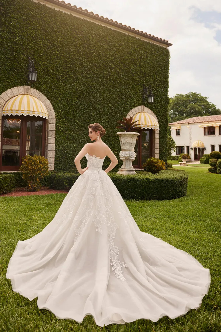 MARTIN THORNBURG MT3243 Ball Gown Sweetheart Strapless Organza Wedding Dress