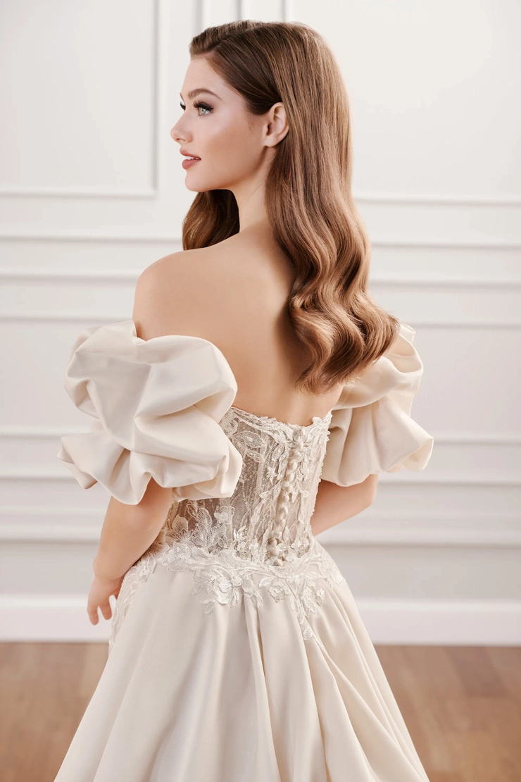 MARTIN THORNBURG MTL416 Fit and Flare Sweetheart Puff Sleeve Wedding Dress