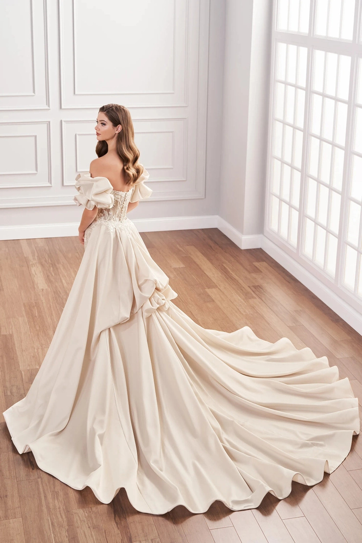MARTIN THORNBURG MTL416 Fit and Flare Sweetheart Puff Sleeve Wedding Dress