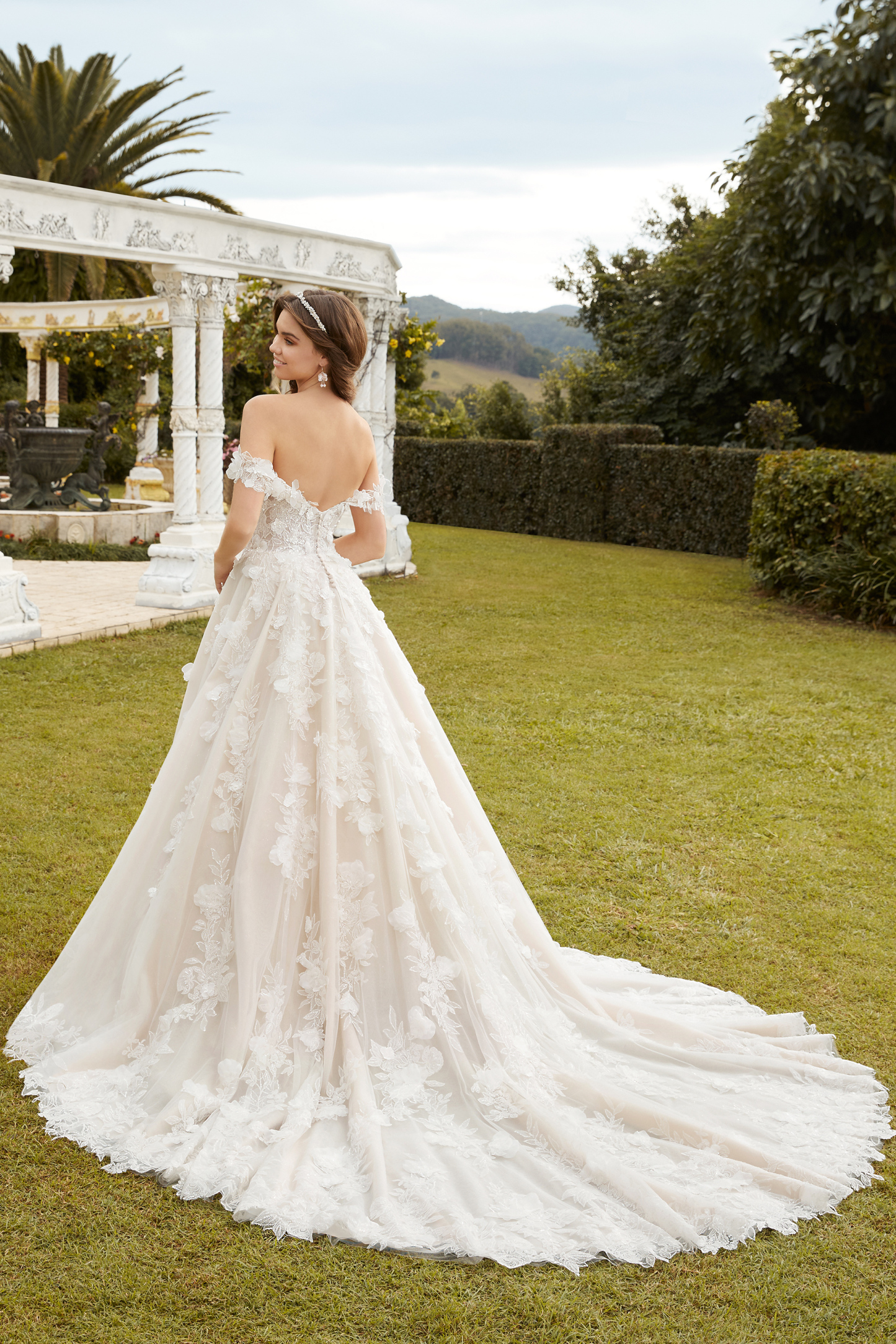 Opulent A-Line Wedding Dress With Floral Lace INGRID | STYLE ST1222