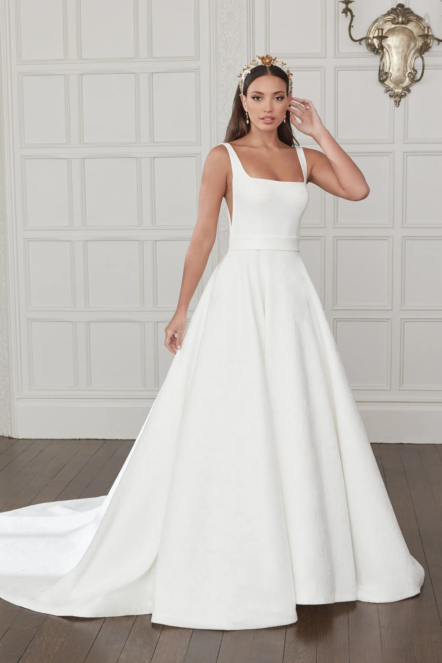 Classics Ball Gown Square Organza Tulle Wedding Dress With Pockets 443