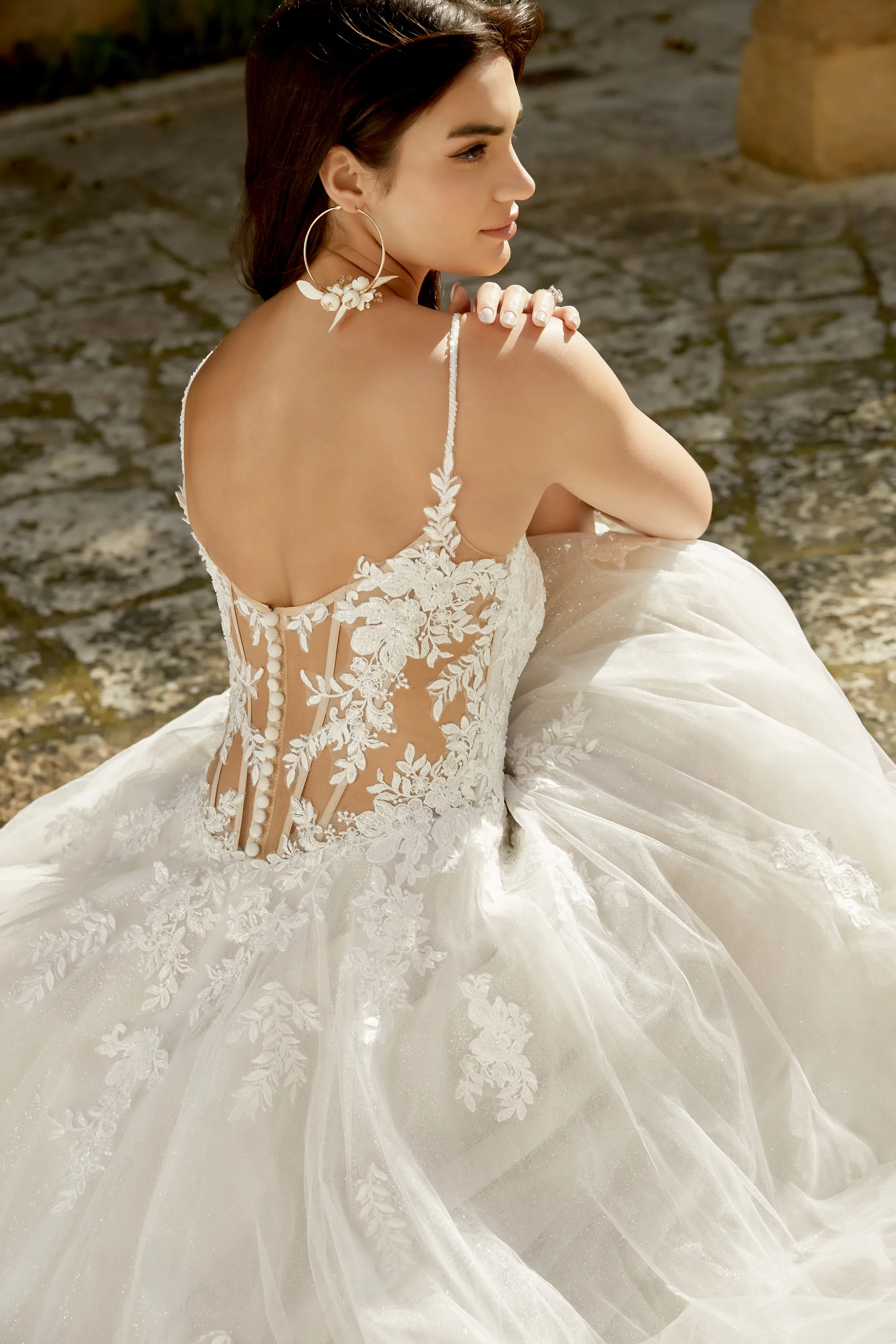 Enchanting A-Line Square Tulle Chapel Wedding Dress 44487