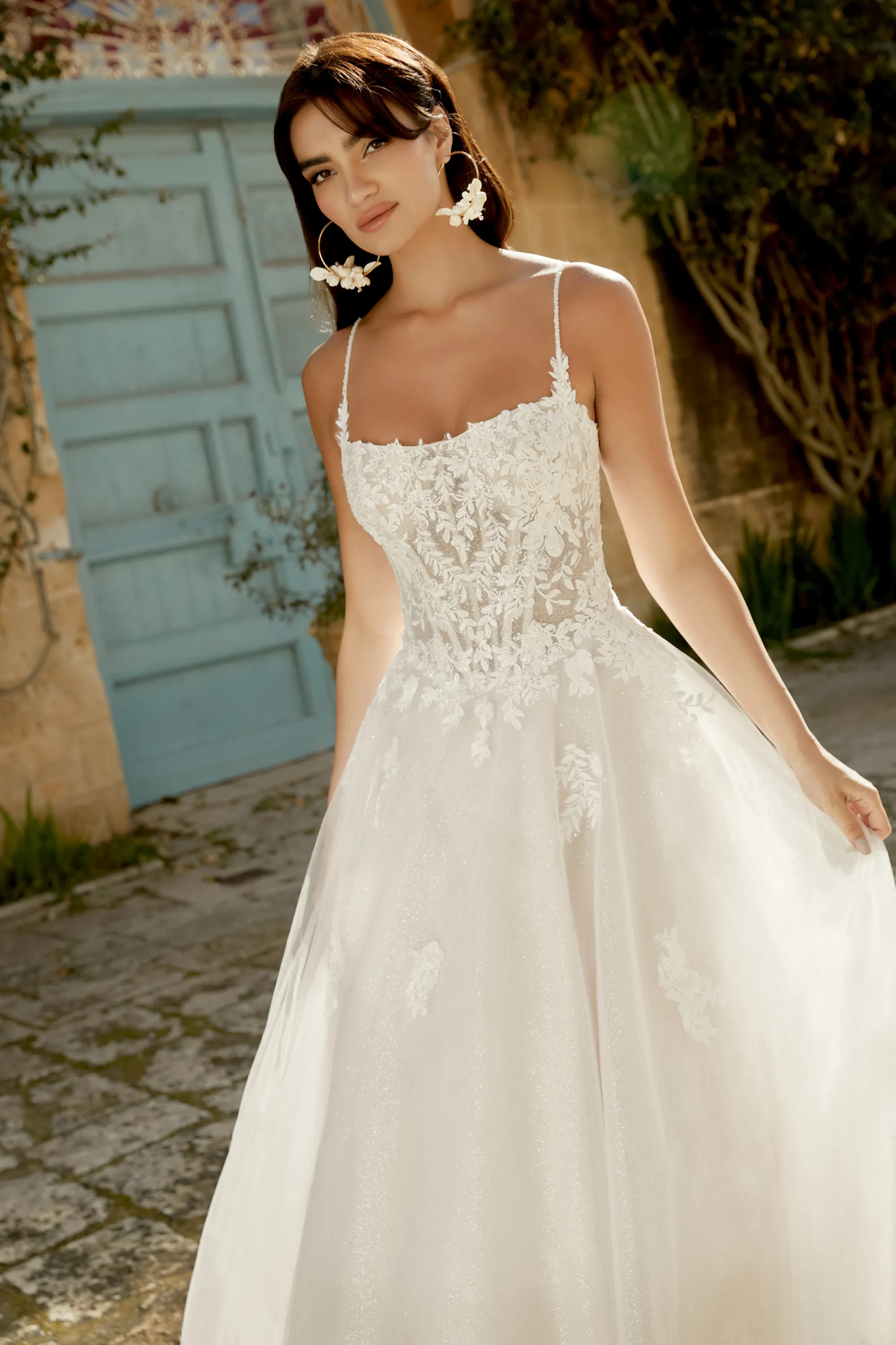 Enchanting A-Line Square Tulle Chapel Wedding Dress 44487