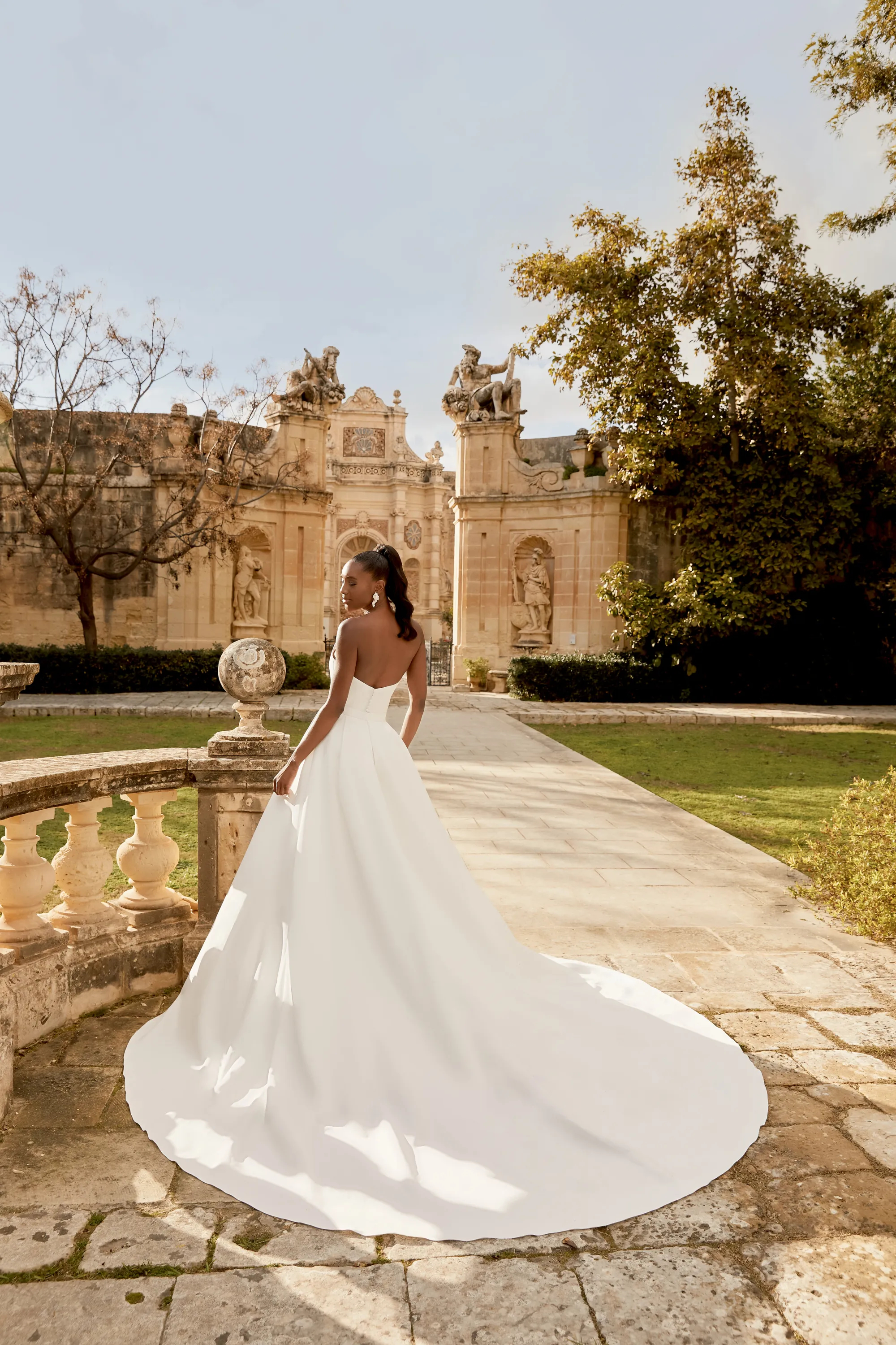 Graceful Mermaid Sweetheart Satin Chapel Wedding Dress 44496