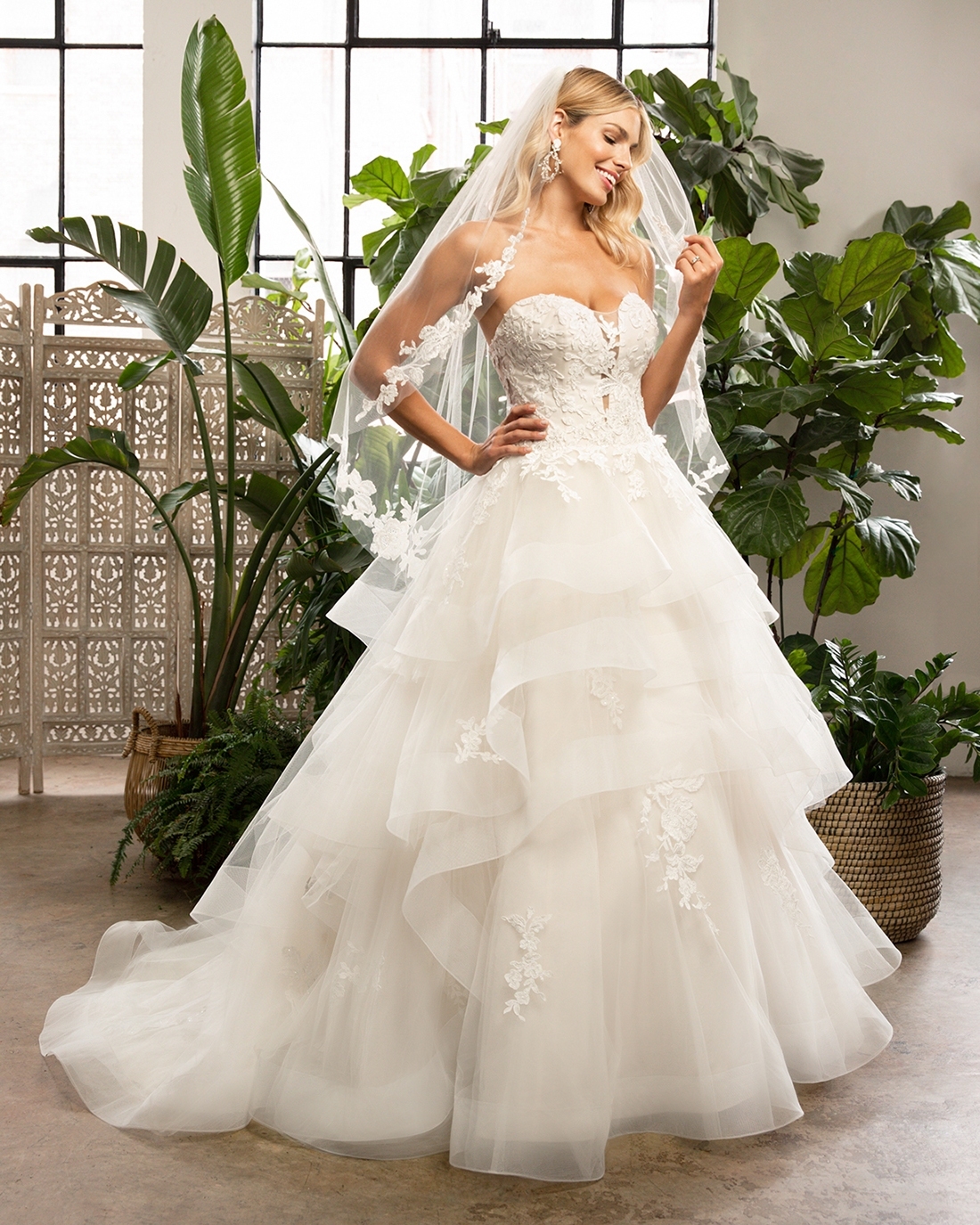 Subtly Layers Upon Layers Strapless Sweetheart Floral Lace Wedding Dress #BL323