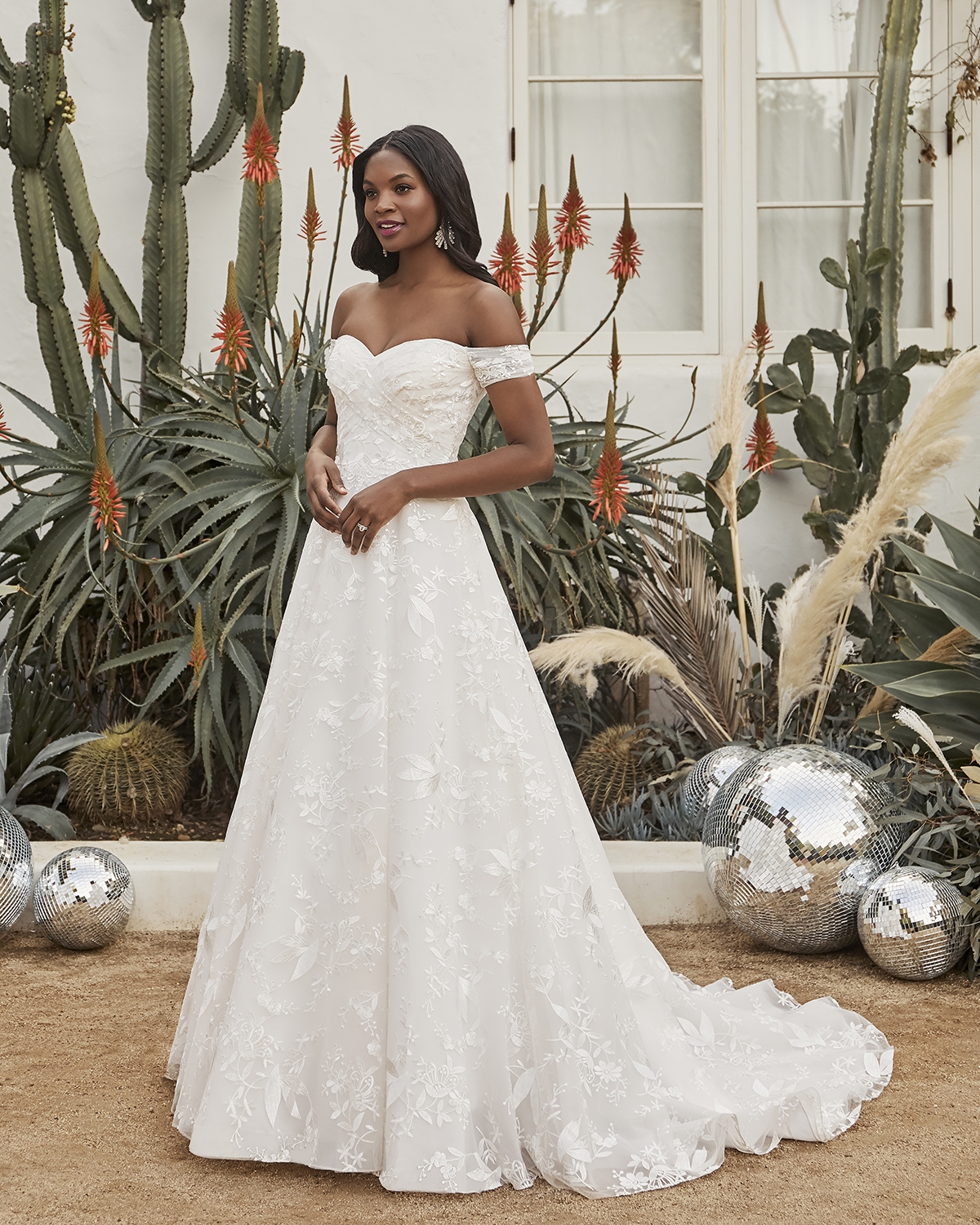 Modern Boho A-Line Sweetheart Off-Shoulder Floral Lace Wedding Dress #BL350