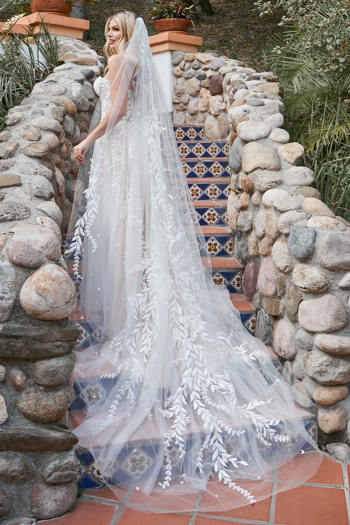 Modern Boho A-Line Strapless Sweetheart Floral Lace Wedding Dress #BL360