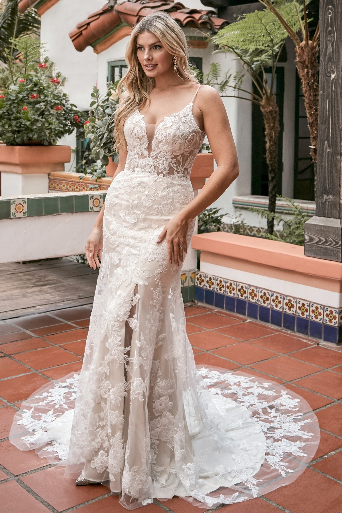 Alluring Fit And Flare Plunging V-Neck Floral Lace Wedding Dress #BL370