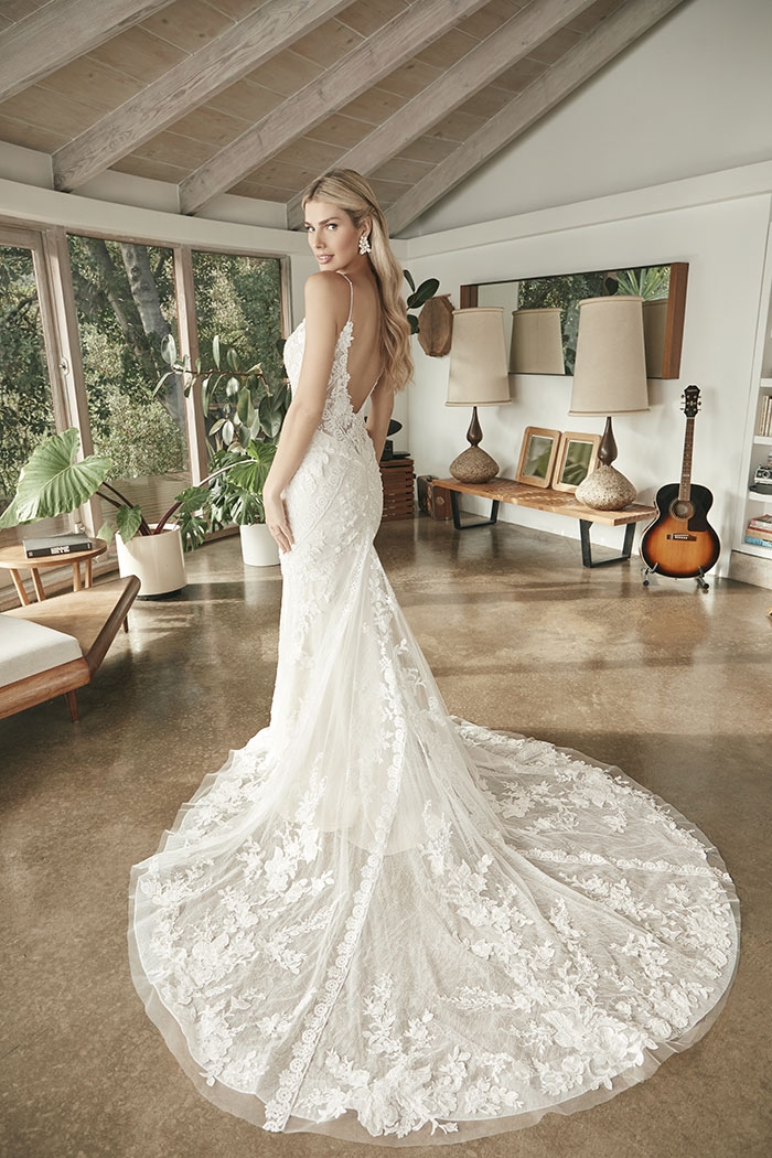 Elegance Fit And Flare Plunging V-Neck Lace Wedding Dress #BL393