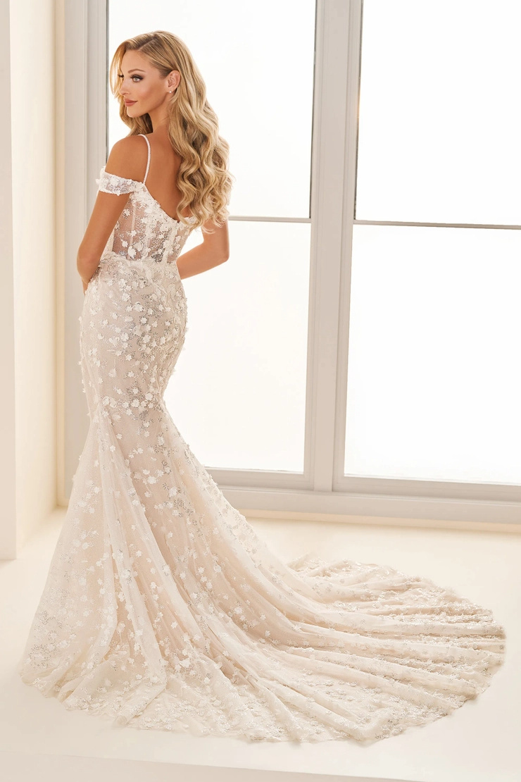 Dreamy Fit And Flare Sweetheart 3D Floral Applique Wedding Dress #E2531
