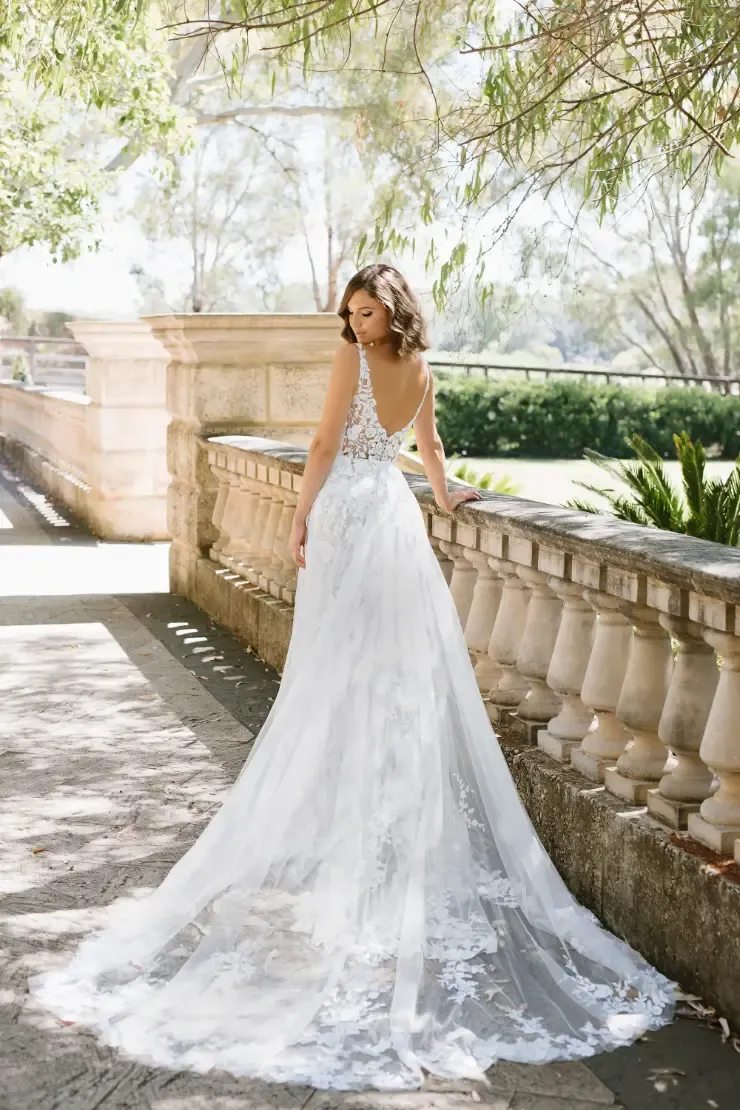 Boho-Inspired Wedding Gown With Cotton Lace FINLEY | STYLE Y12238