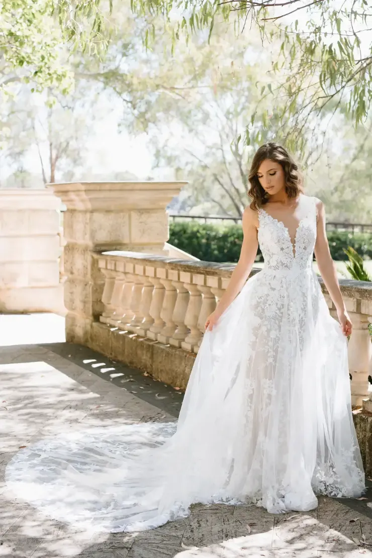 Boho-Inspired Wedding Gown With Cotton Lace FINLEY | STYLE Y12238