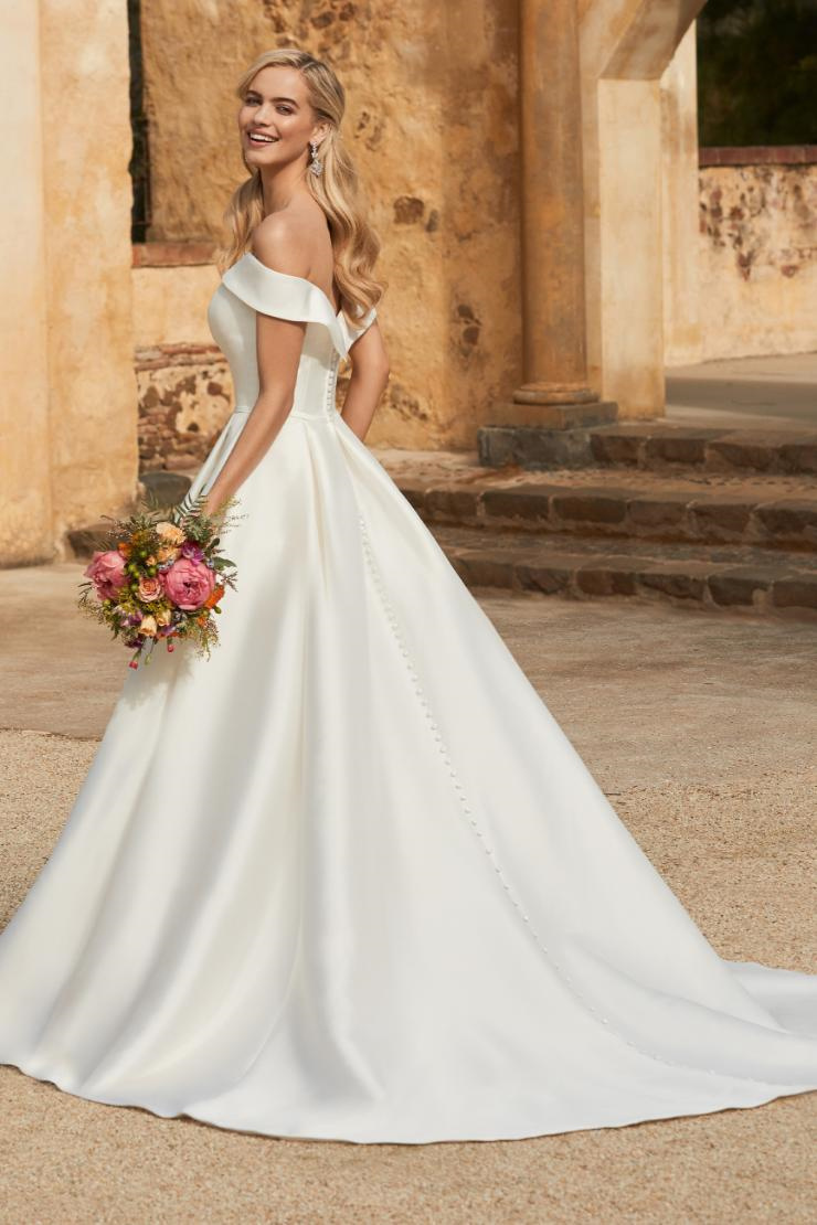 Classic Modern Ballgown With Pockets #Y12014