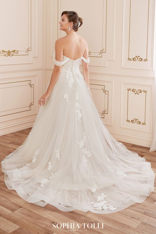 SOPIA TOLIL Y22058 