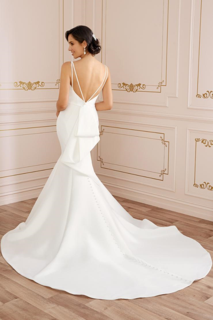 Simple Fit And Flare Gown With Plunging V-Neck #Y22063