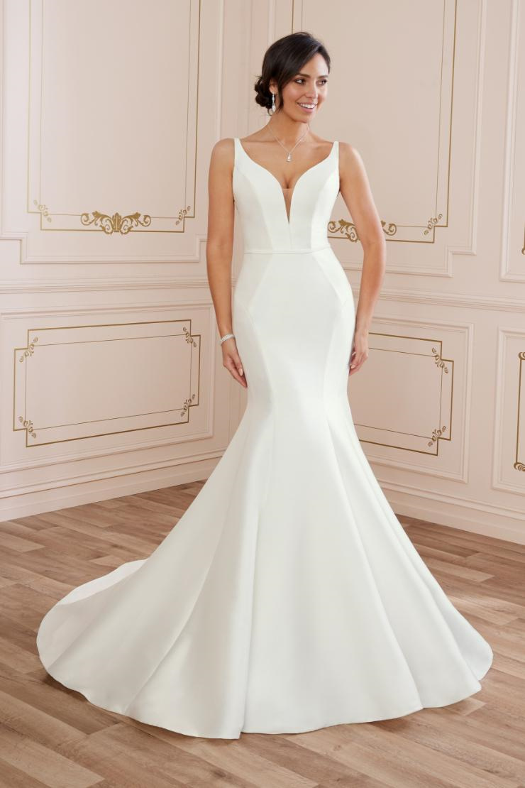 Simple Fit And Flare Gown With Plunging V-Neck #Y22063