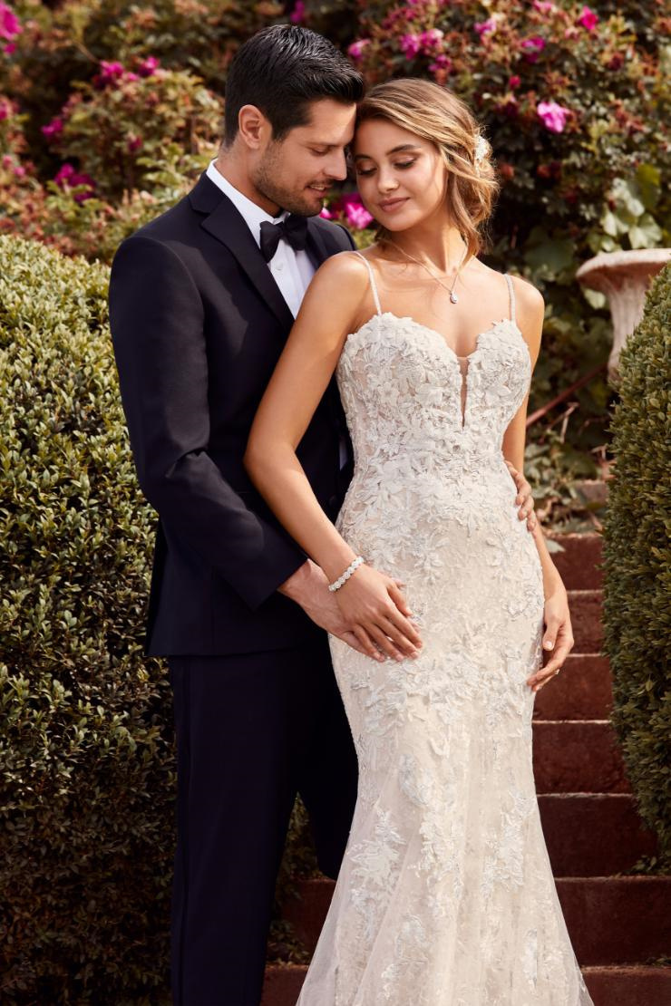 Show-Stopping Two-Piece Lace Wedding Dress #Y22068