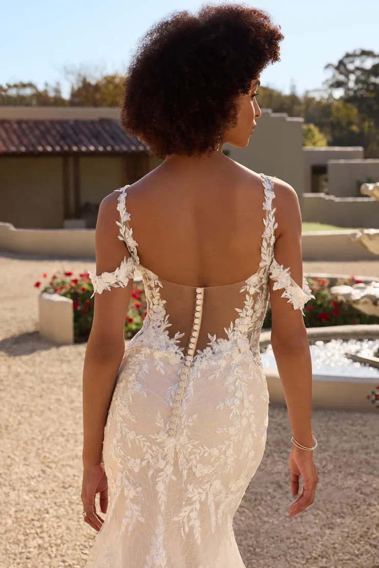Sexy Fit-And-Flare Gown With Cold-Shoulder Straps