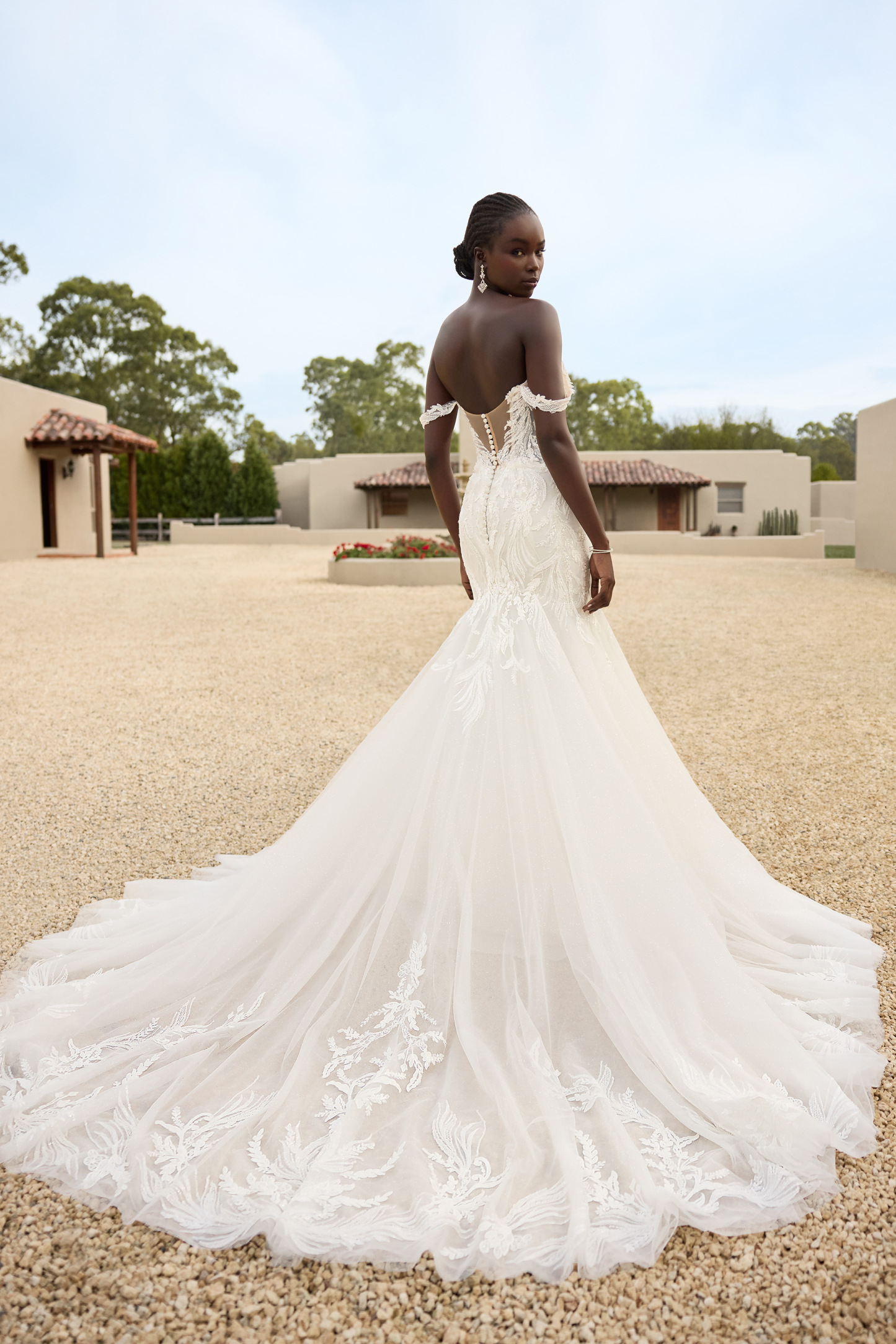 Stunning Mermaid Bridal Gown With Beading LAYLA | STYLE Y3156
