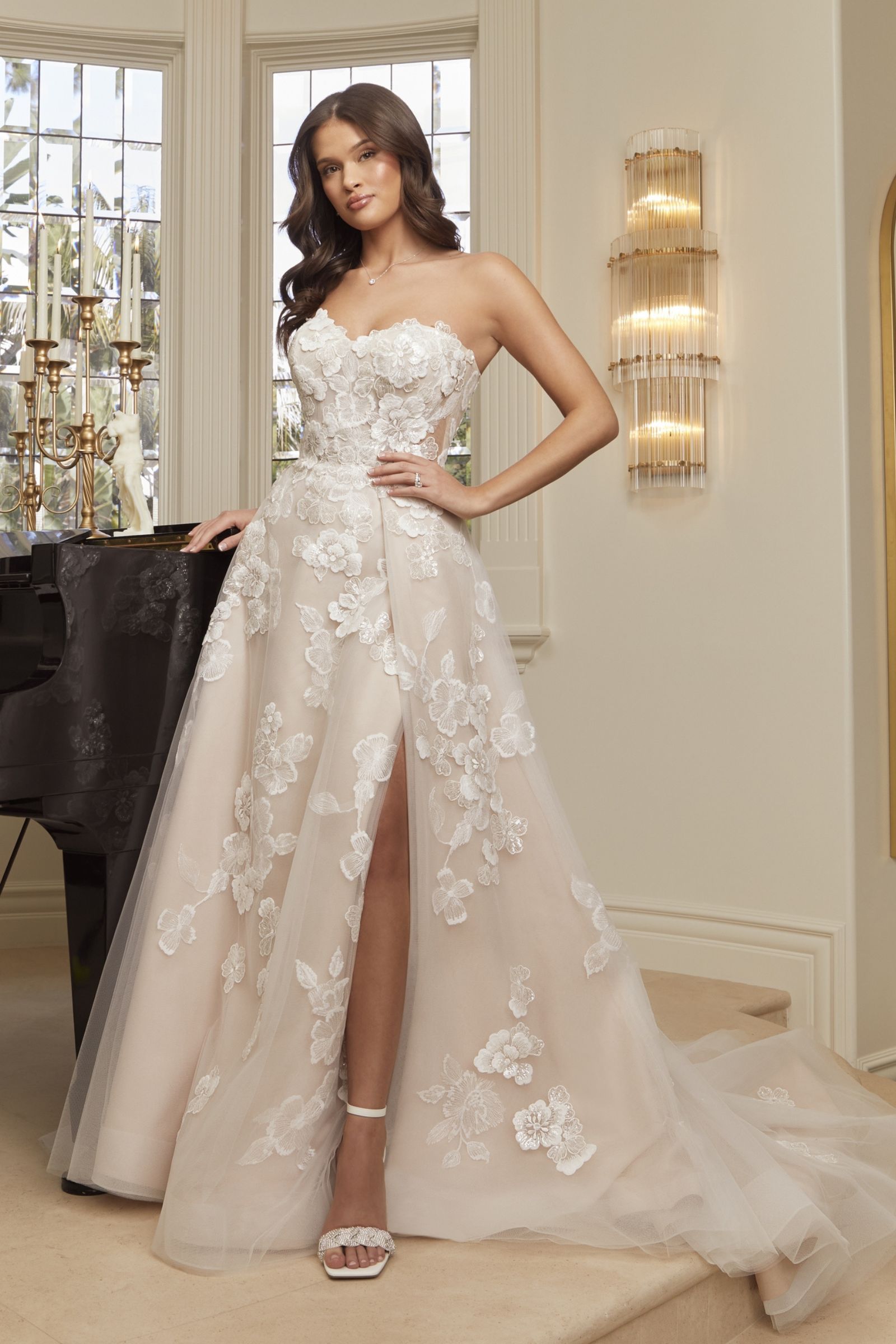CASABLANCA wedding dress STYLE 2559 MAUDE