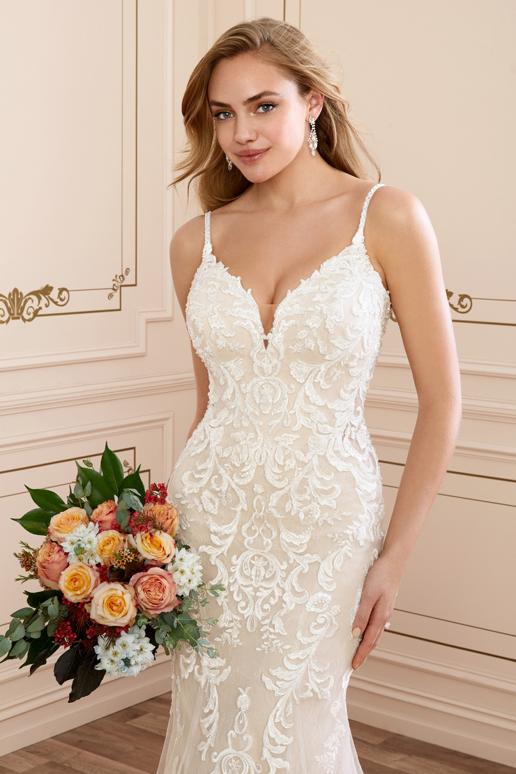 Sexy Lace Wedding Dress With Sheer Train TAMARA | STYLE Y22042