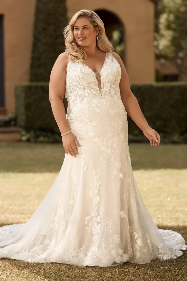 Magical 3D Lace Wedding Gown With Illusion Back # ST634
