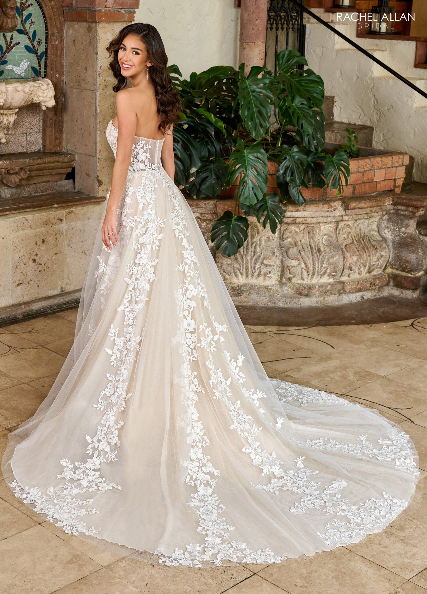 Elegance A-Line Strapless Sweetheart Floral Lace Wedding Dress RB4185