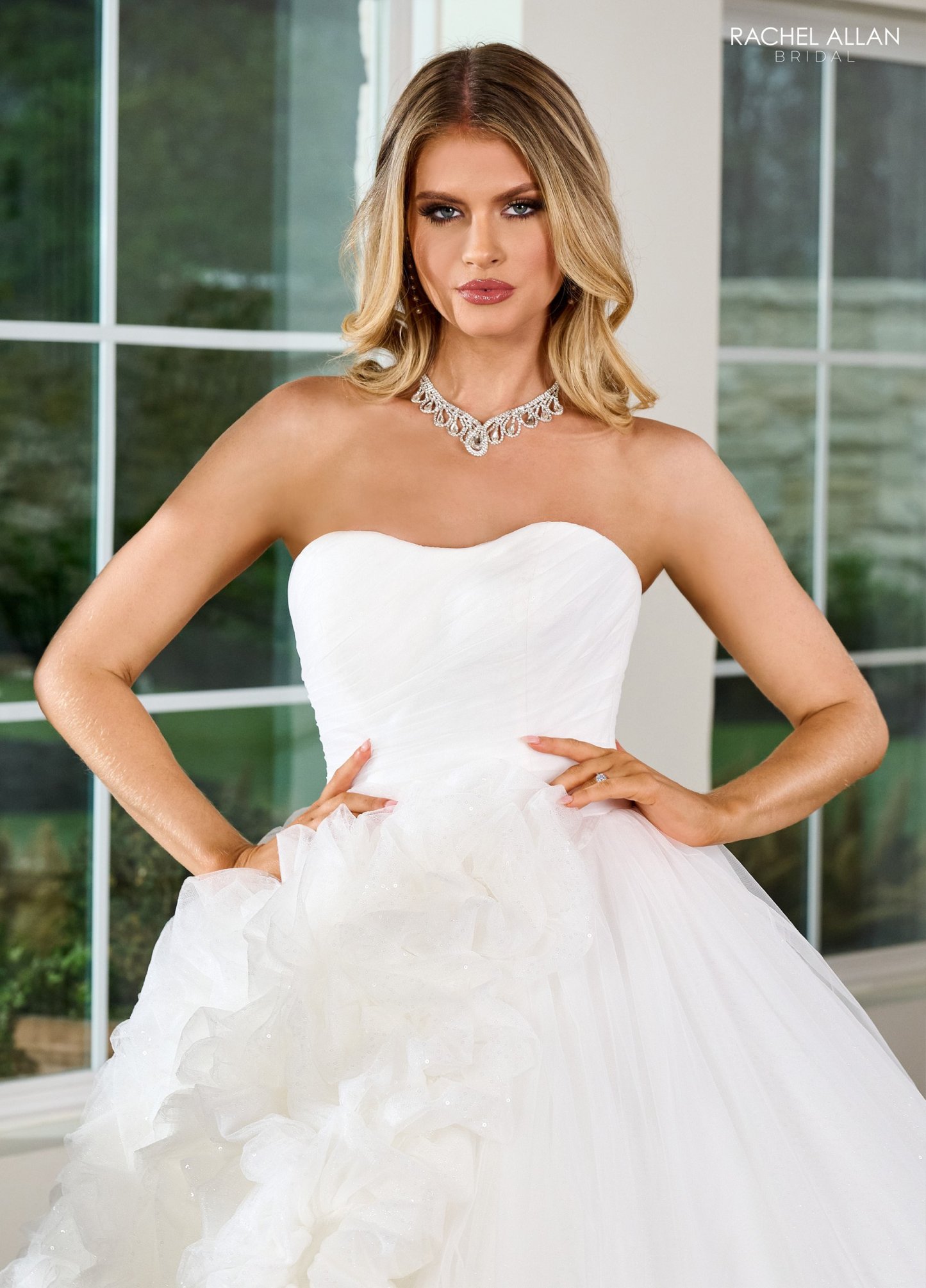 Romance Off-The-Shoulder Glittering Tulle 3d Flowers Wedding Dress RB6153