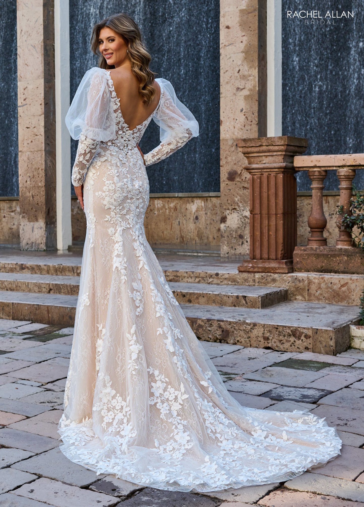 Stunning Mermaid Deep V-Neck Floral Lace Embroidery Wedding Dress RB3199