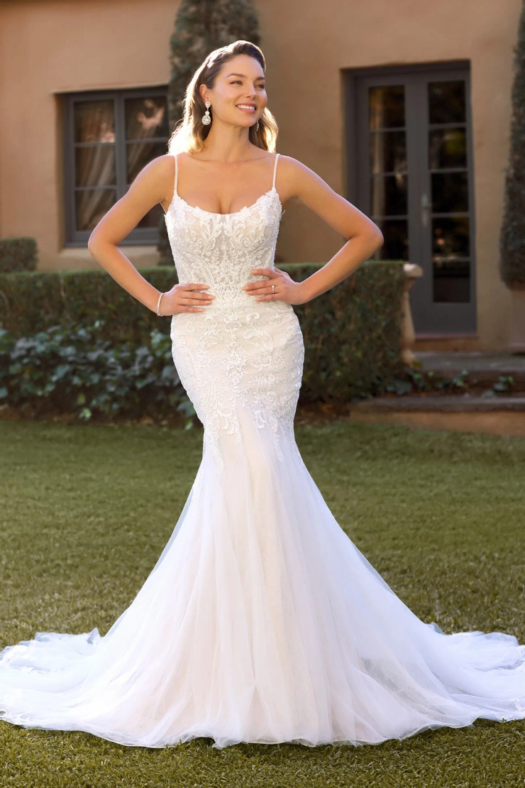 Fit And Flare Wedding Dress With Scoop Neckline # Y3100
