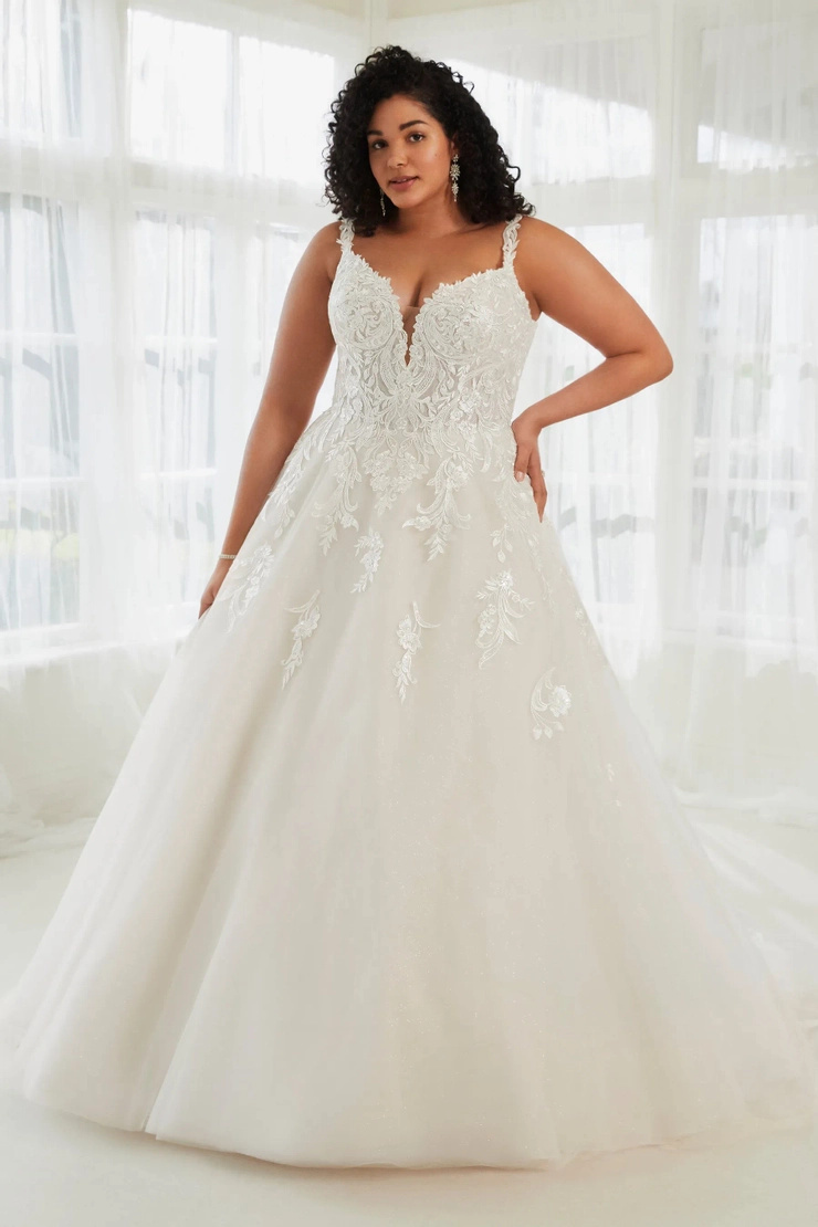 Fairytale Wedding Dress With V-Neckline # Y3115