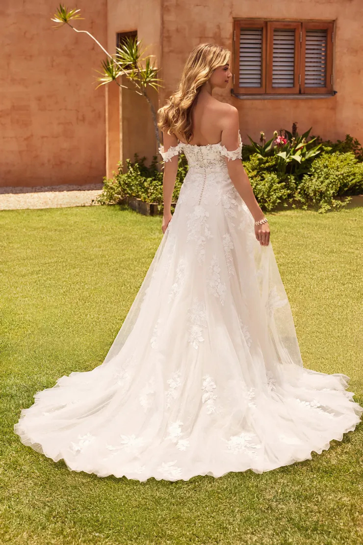 Romantic Lace Wedding Dress With A-Line Skirt # Y3120