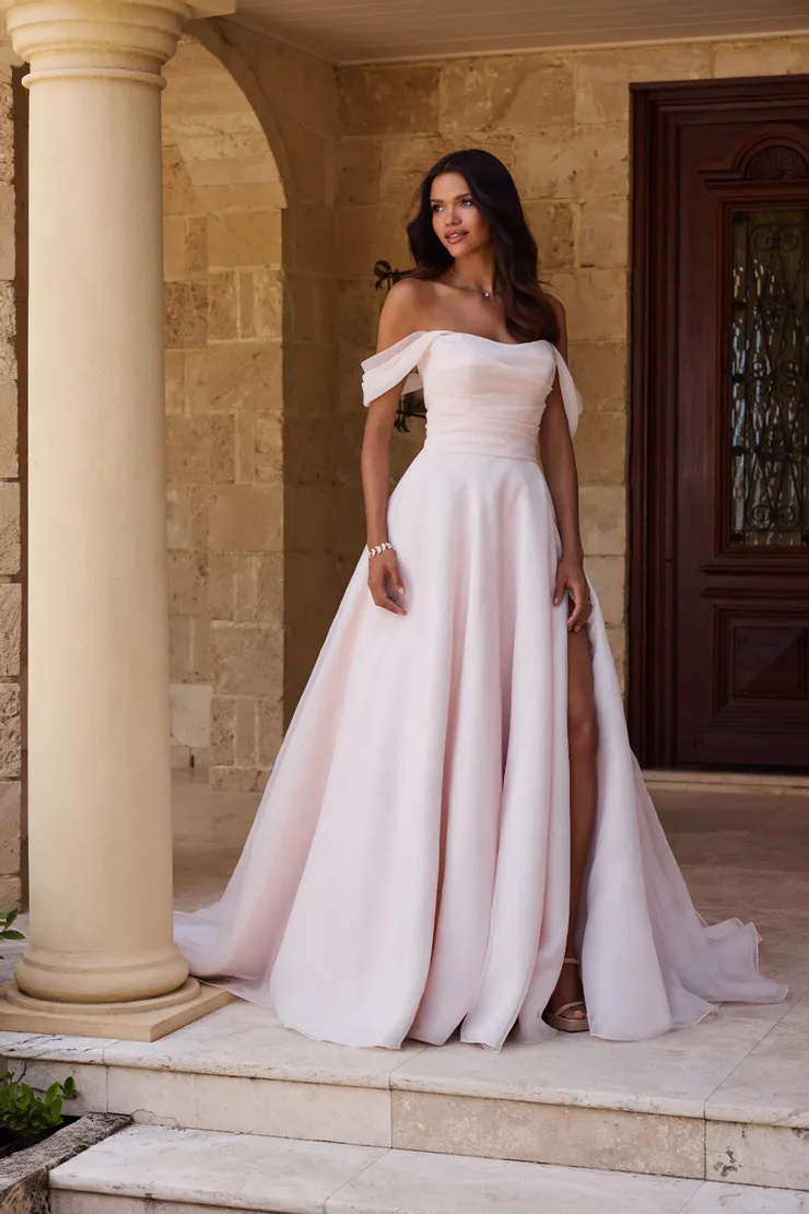 Off-Shoulder Princess Wedding Dress With Pockets # Y3125