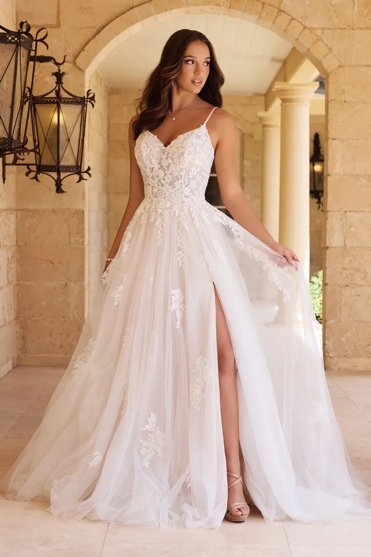 Enchanting Wedding Gown With Sexy Skirt Slit # Y3133