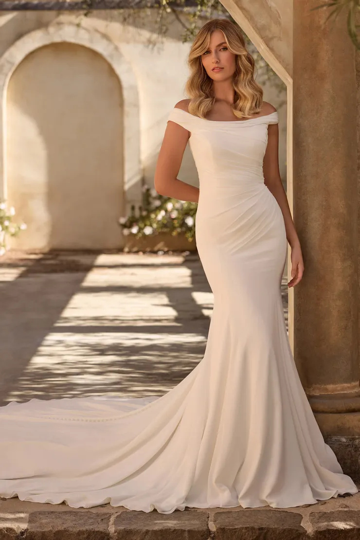 Soft Chiffon Bridal Gown With Draping # Y3147