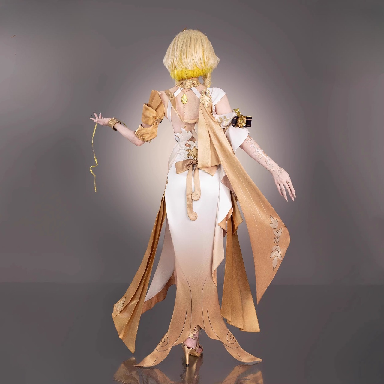 Honkai: Star Rail Aglaea Cosplay Costume