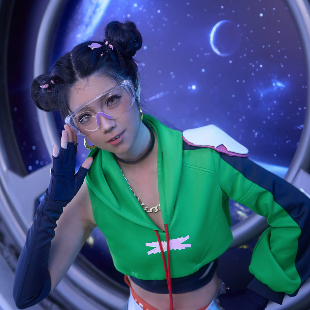 Overwatch 2 Illari LE Sserafim Skin Cosplay Costume