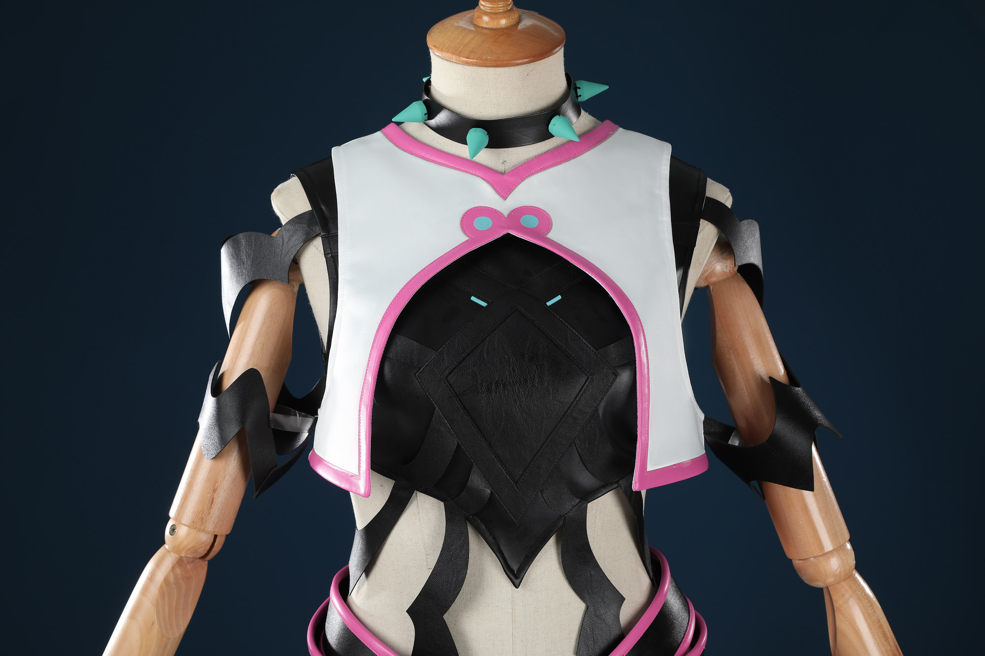 Overwatch 2 Street Fighter 6 Juri Kiriko Cosplay Costume