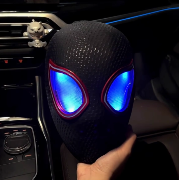 Spider-Man Manual Electric Headgear Eyes Movable Ultra Mask Halloween Cosplay Prop-Cosplay Instrumentality Project