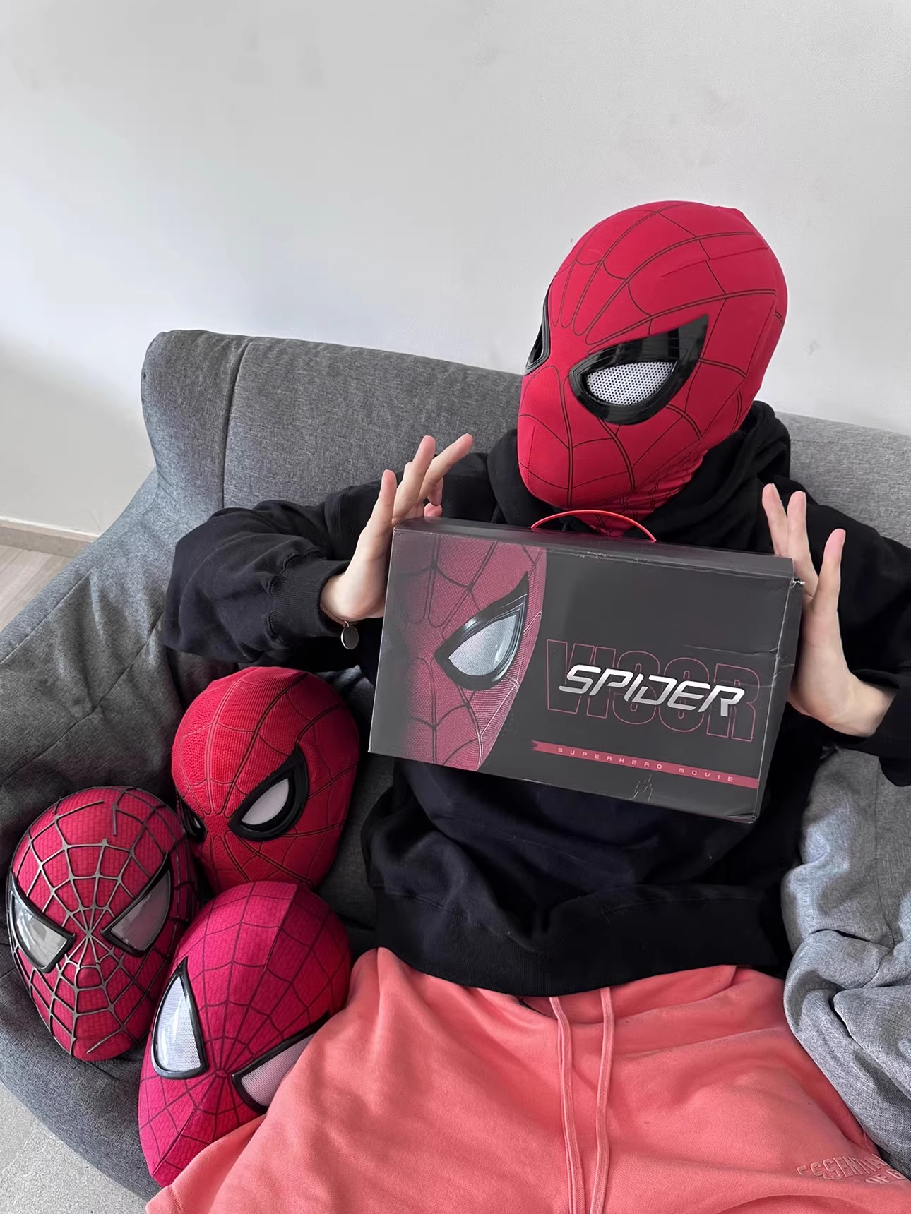 Spider-Man Manual Electric Headgear Eyes Movable Ultra Mask Halloween Cosplay Prop-Cosplay Instrumentality Project