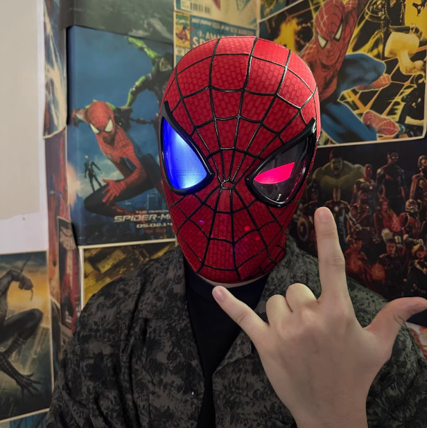 Spider-Man Manual Electric Headgear Eyes Movable Ultra Mask Halloween Cosplay Prop-Cosplay Instrumentality Project
