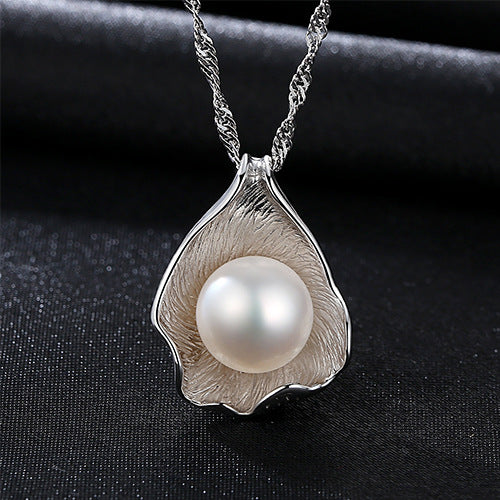 White Gold Unique Freshwater Pearl and Diamond Pendant Necklace