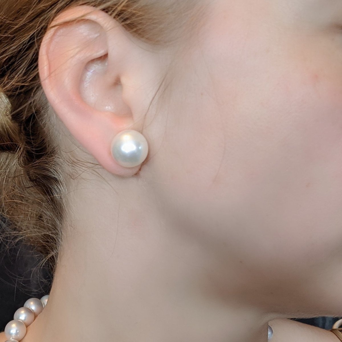 12-13mm Amazing White South Sea Pear Stud Earrings