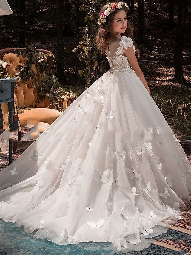 White Long A-line Jewel Neck Tulle Flower Girl Dresses with Appliques Lace