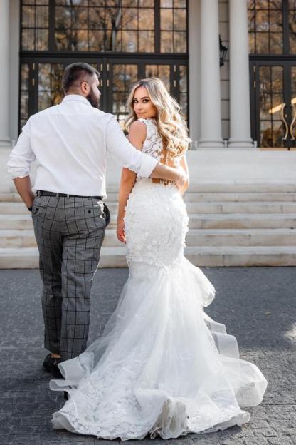 Elegant Long Mermaid Jewel Tulle Lace Wedding Dress