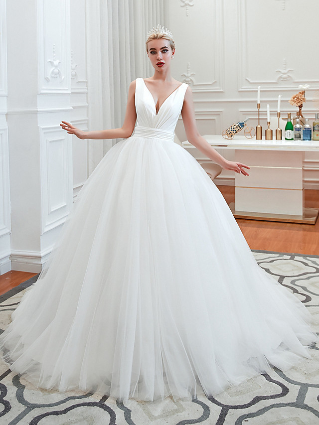 Elegant White Long Ball Gown V-neck Court Train Tulle Wedding Dresses